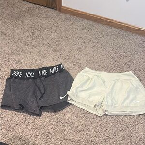 Nike Women's Gray and light green Shorts Set